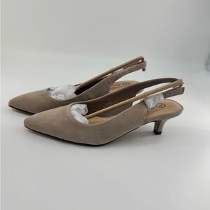Bella Vita Tan Slingback Heels
